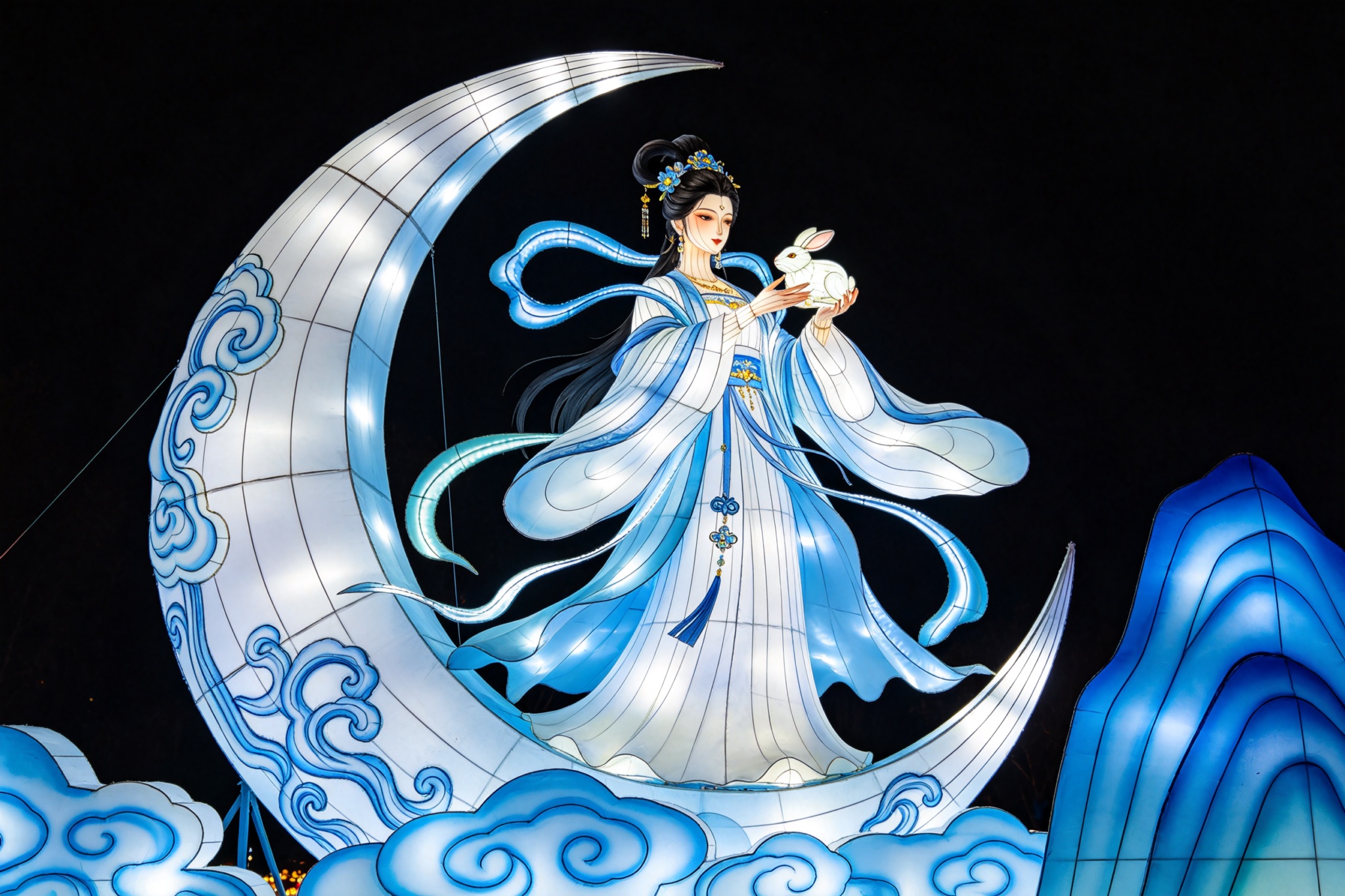 Chang'e Moon Goddess Lantern - Chinese Lantern Show by Zigong Sun Culture
