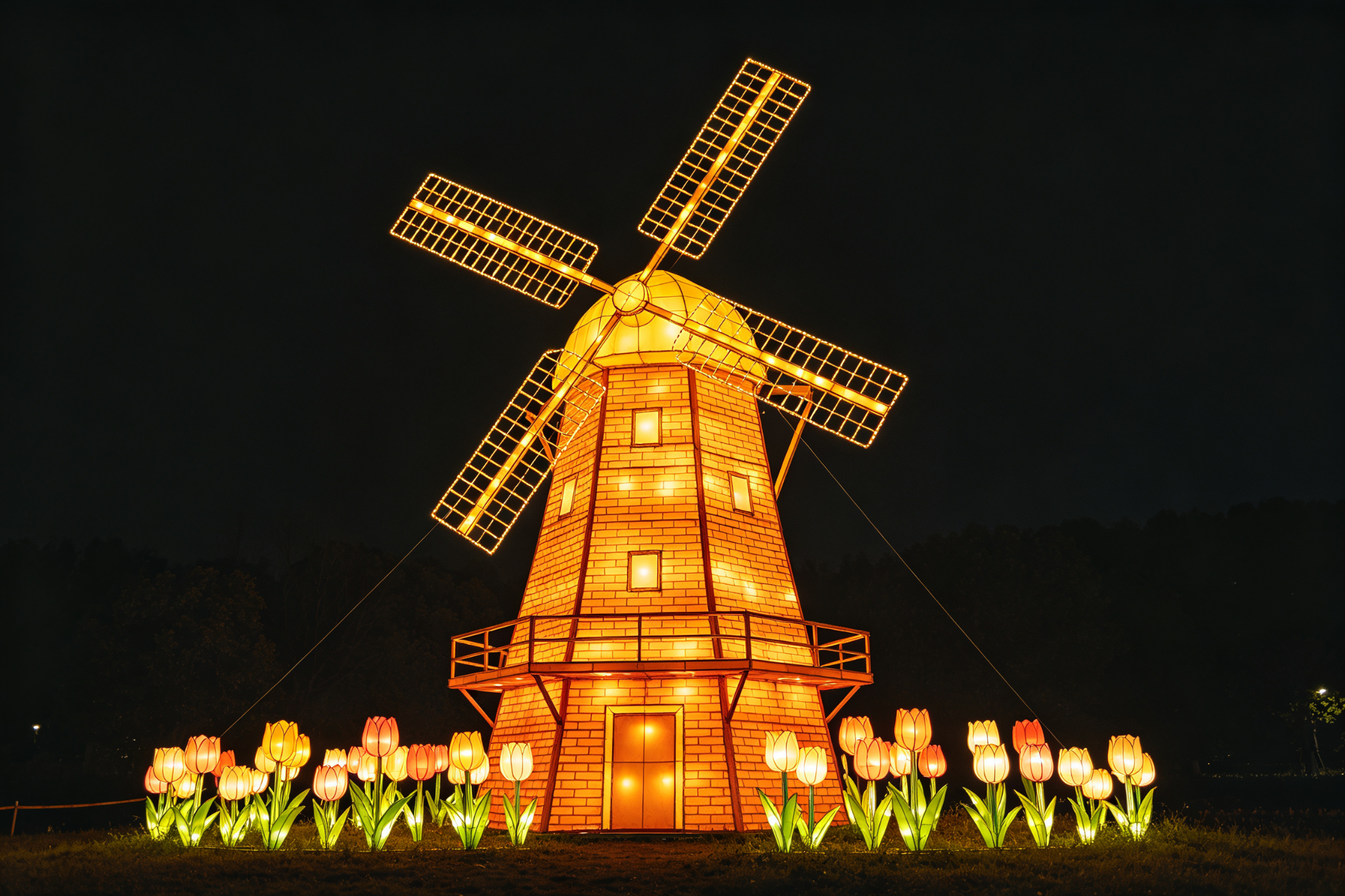 Maintenance and Long-Term Care of Large Scale Lantern Displays